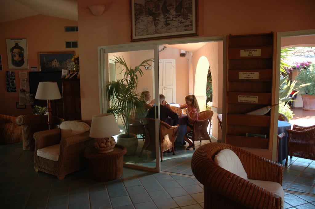 Residence Fenicia Виласимиус Екстериор снимка